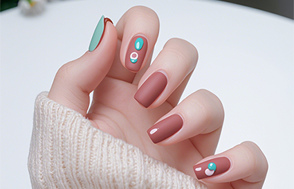 沈阳美甲学校-美甲封层后亮度不够？不持久？