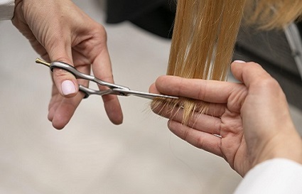 40岁了还能学理发吗？沈阳美发学校告诉你