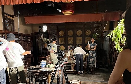 匠心筑梦 彩绘未来 ——统丽学校王朵同学化妆逐梦之旅